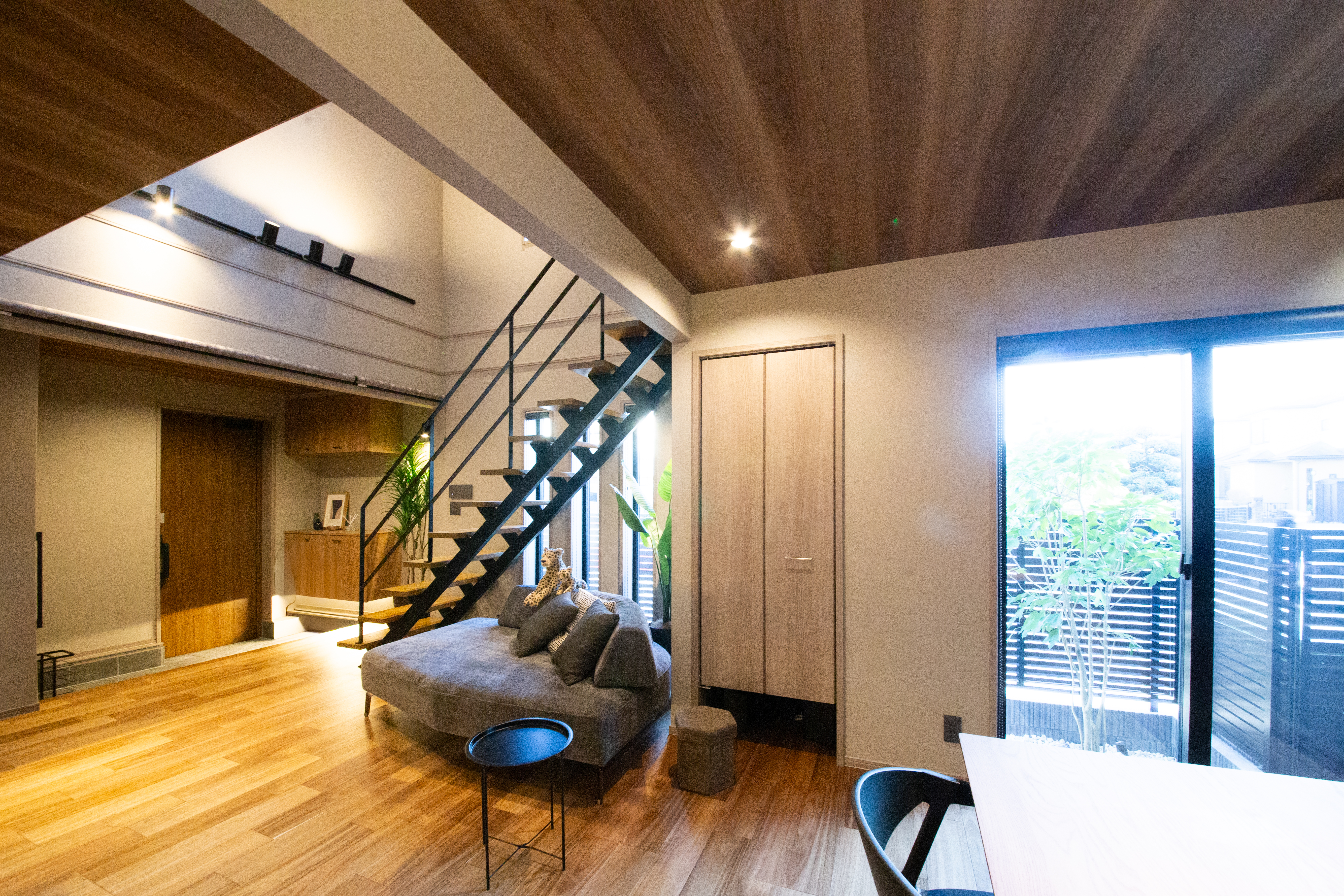 吹き抜けが特徴のLDK