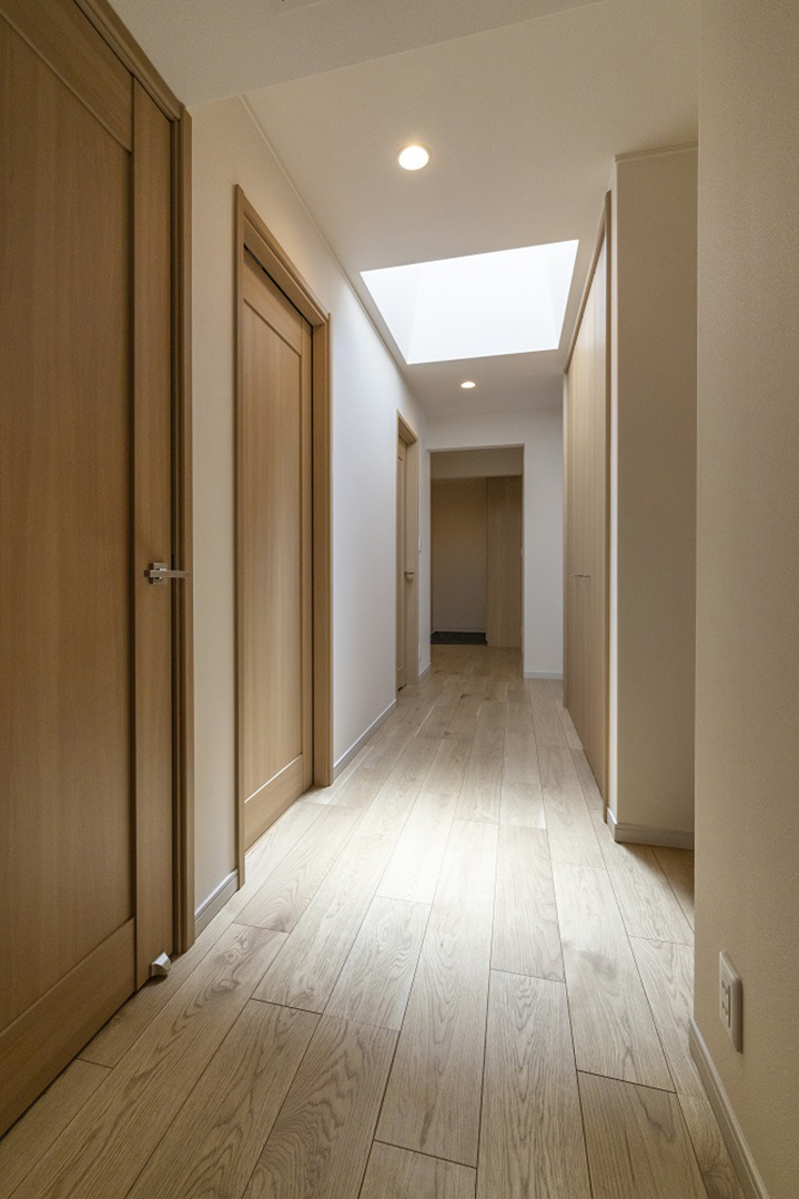 【Case1】廊下×天窓