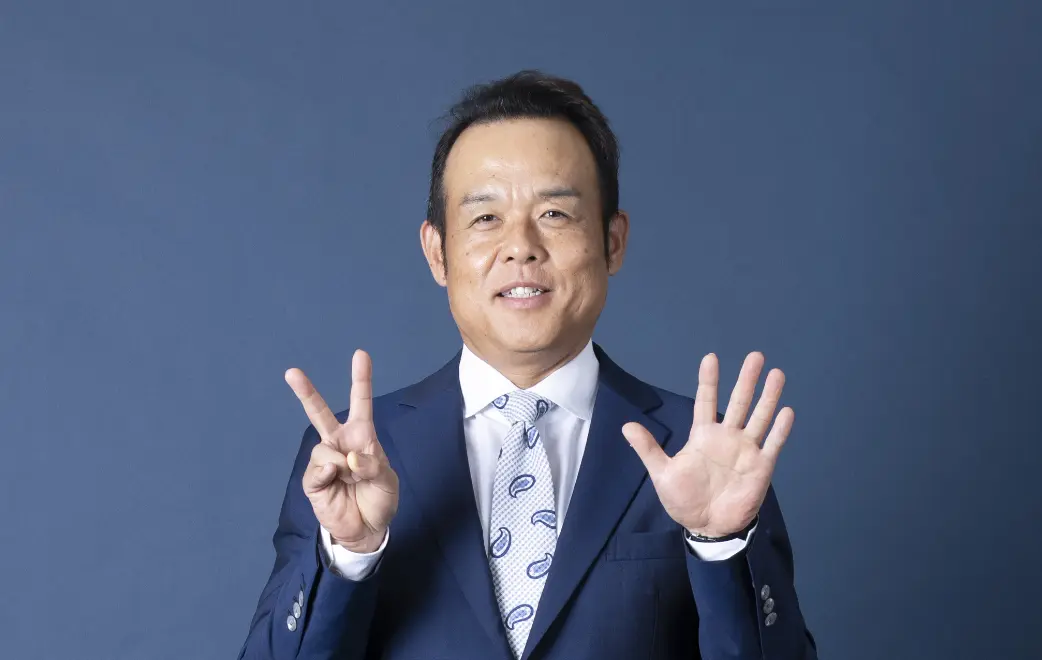 常務取締役　安西興人